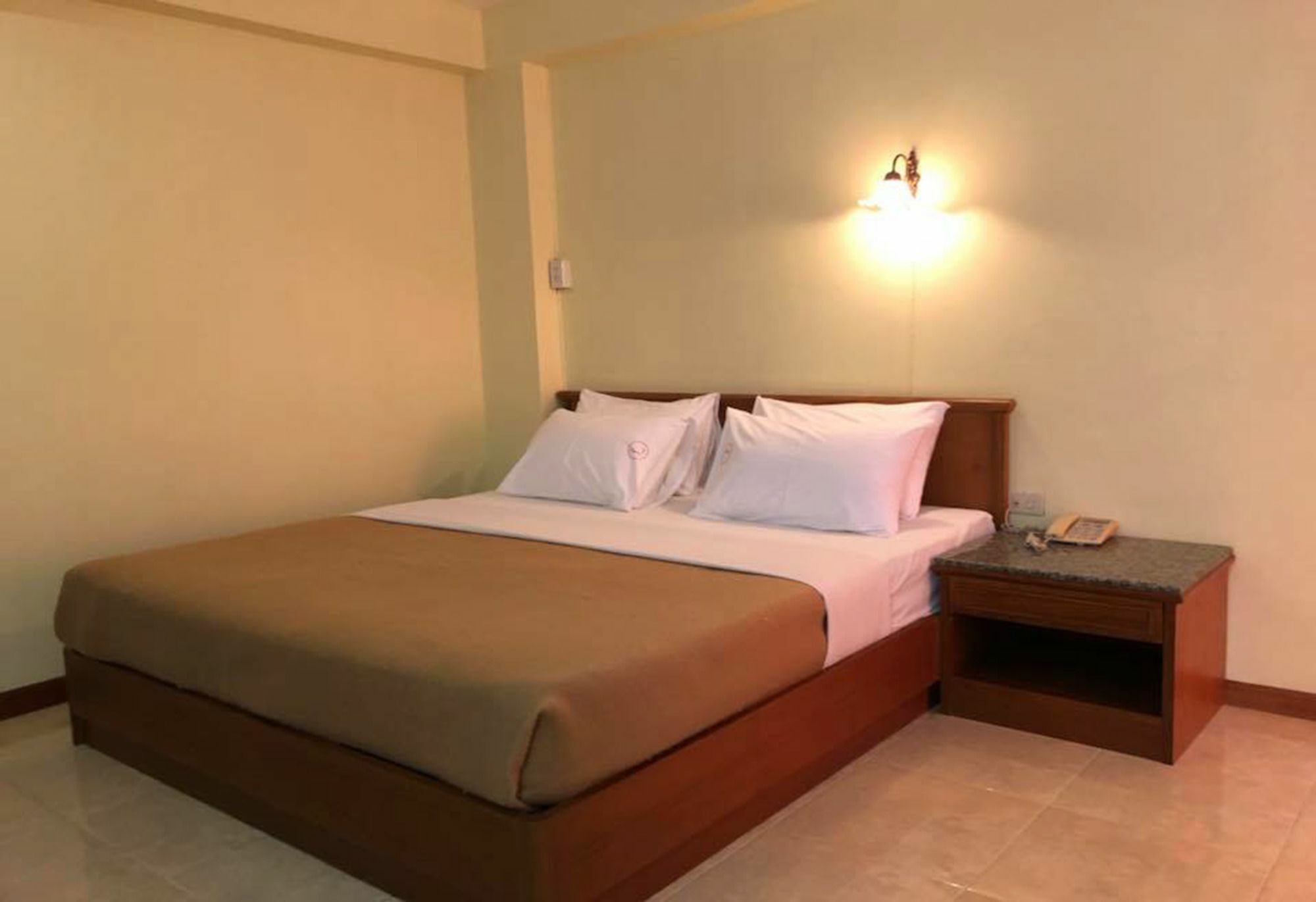 Lisa Chiang Mai Hotel Eksteriør billede